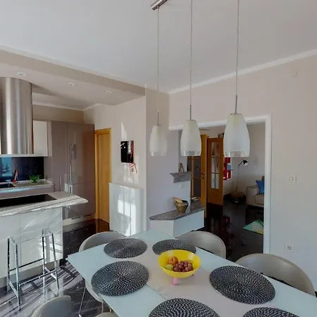 Luppo Apartment Icici