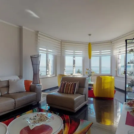 Luppo Apartment *